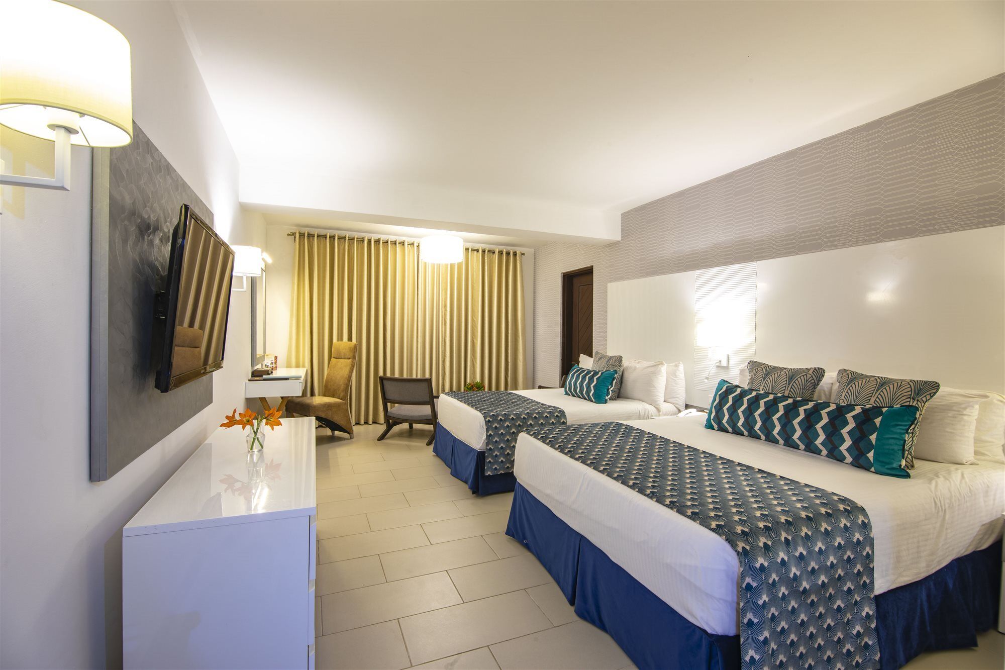 Superior Balcony Room