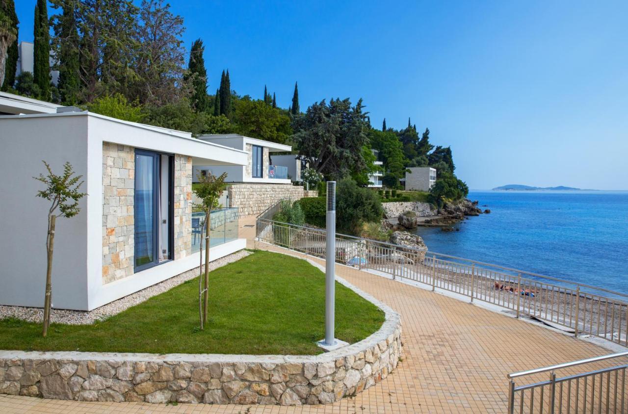 Vrijstaande Villa - Premium Appartement aan het Strand