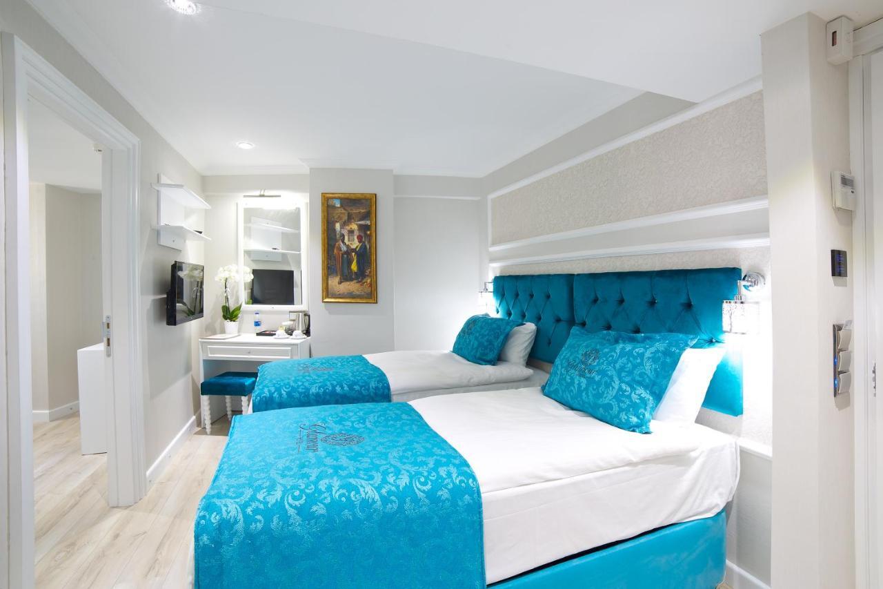 Two Connecting Double Rooms (No View)