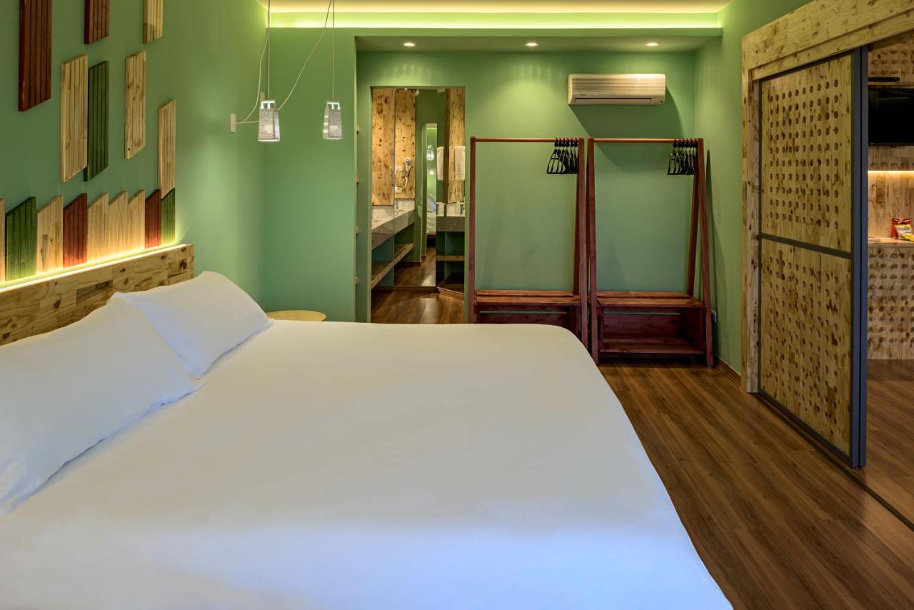 King Suite,1212682960:JPEG