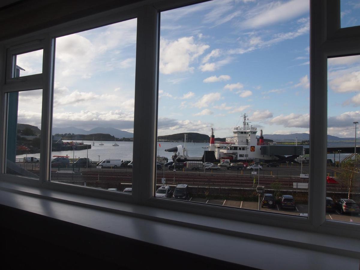 Family Room (2 Adults + 2 Children),926372254:JPEG