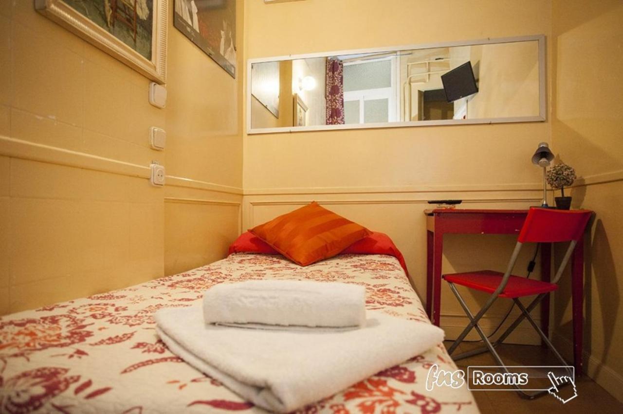 Single Room with Private Bathroom