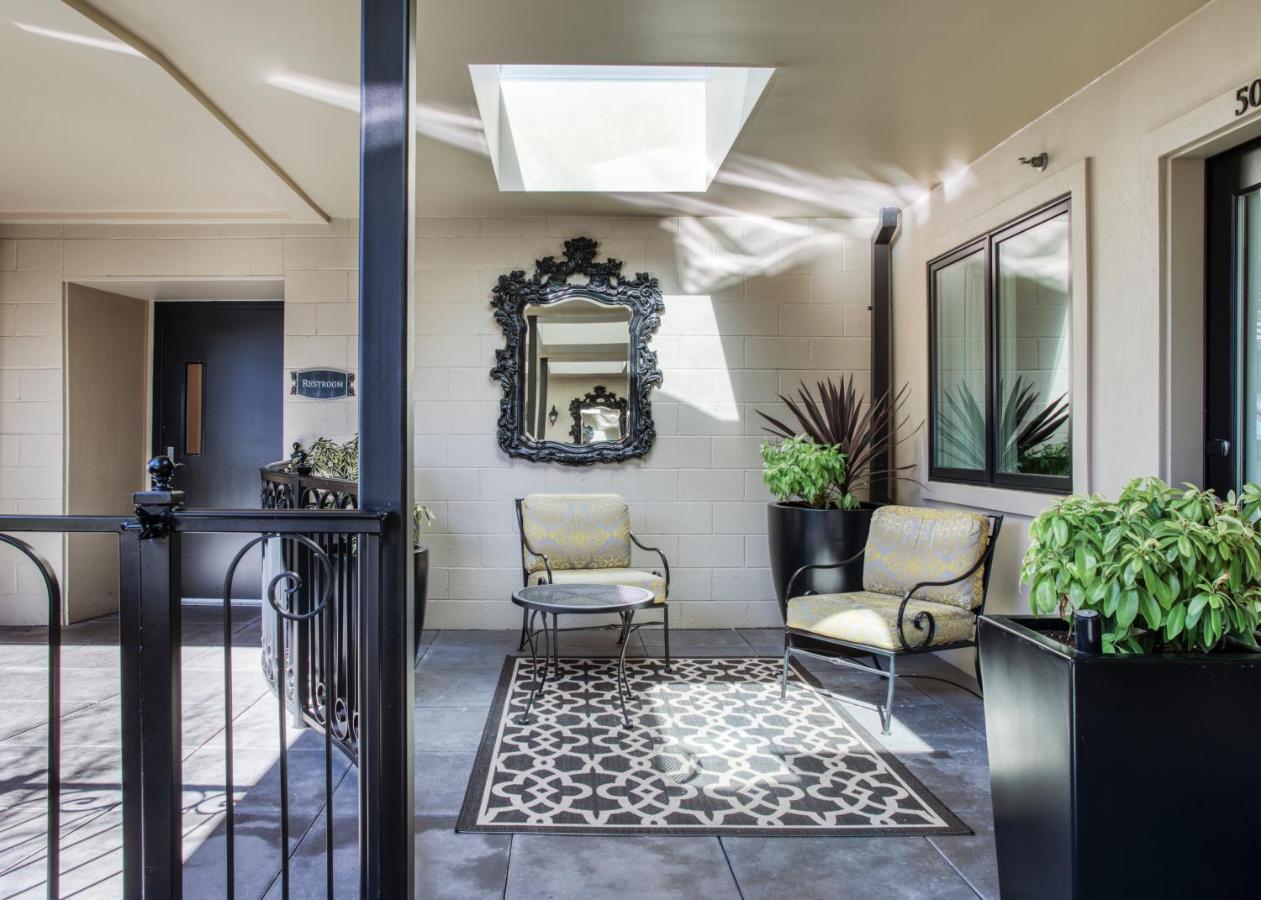Suite Lit King-Size Cour
