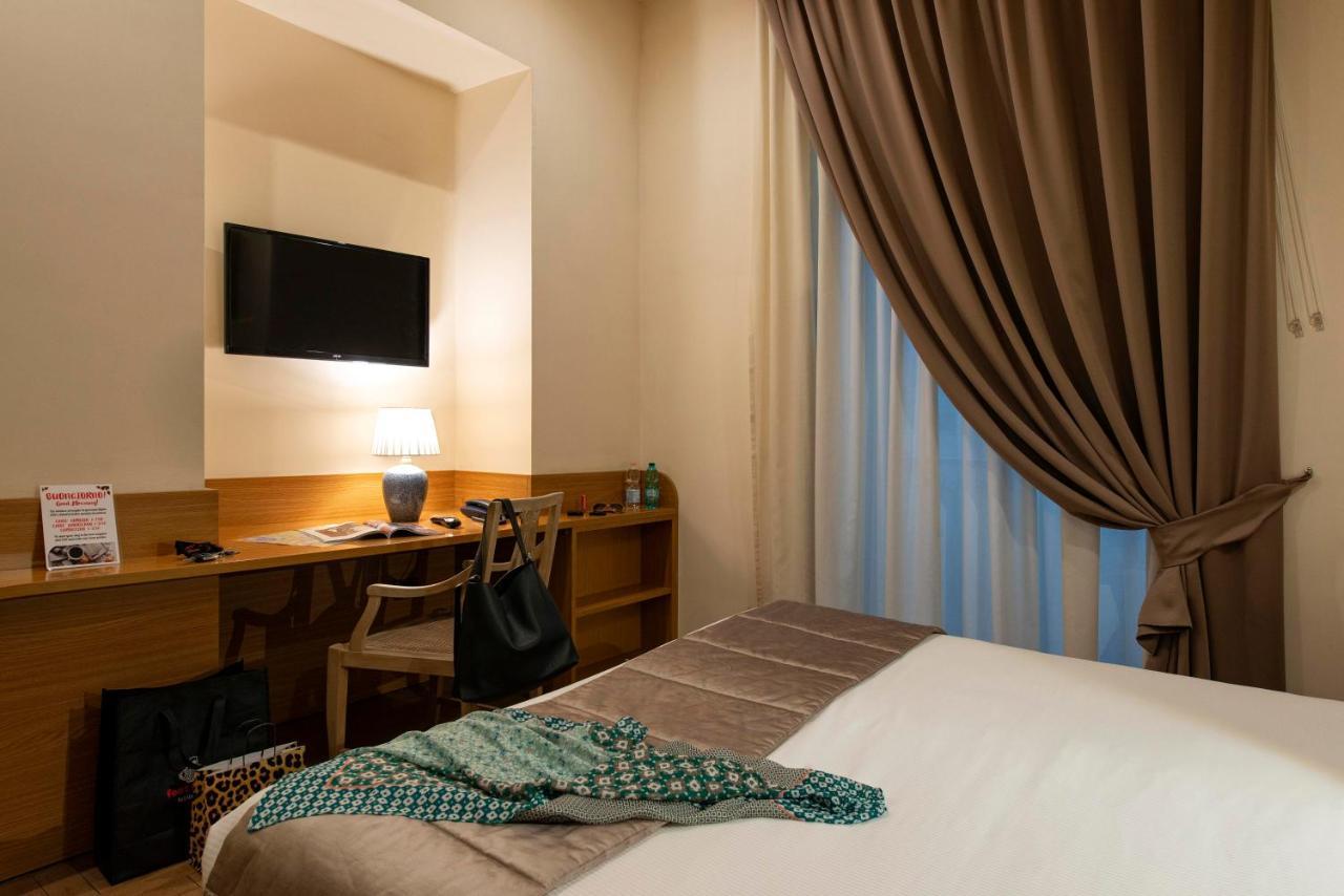 Double or Twin Room,974262166:JPEG