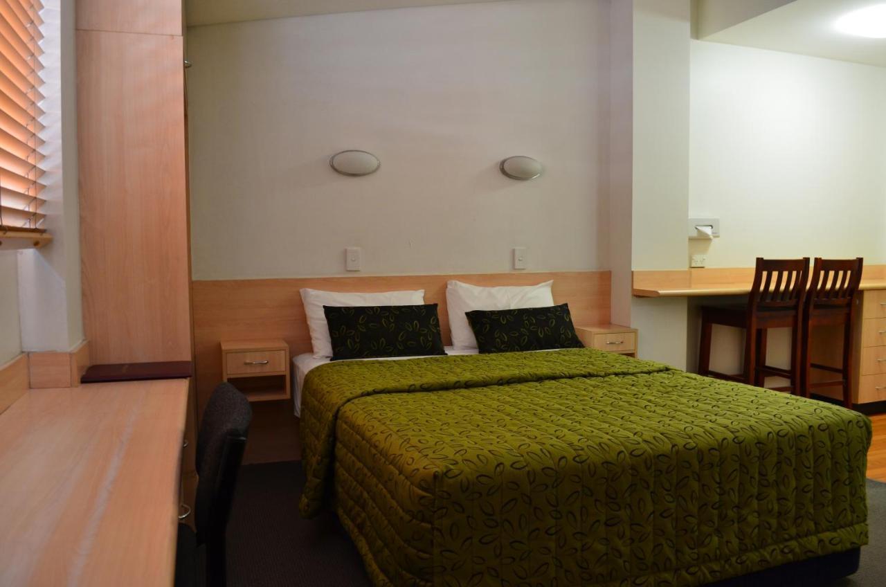 Queen Room - Disability Access,974473735:JPEG