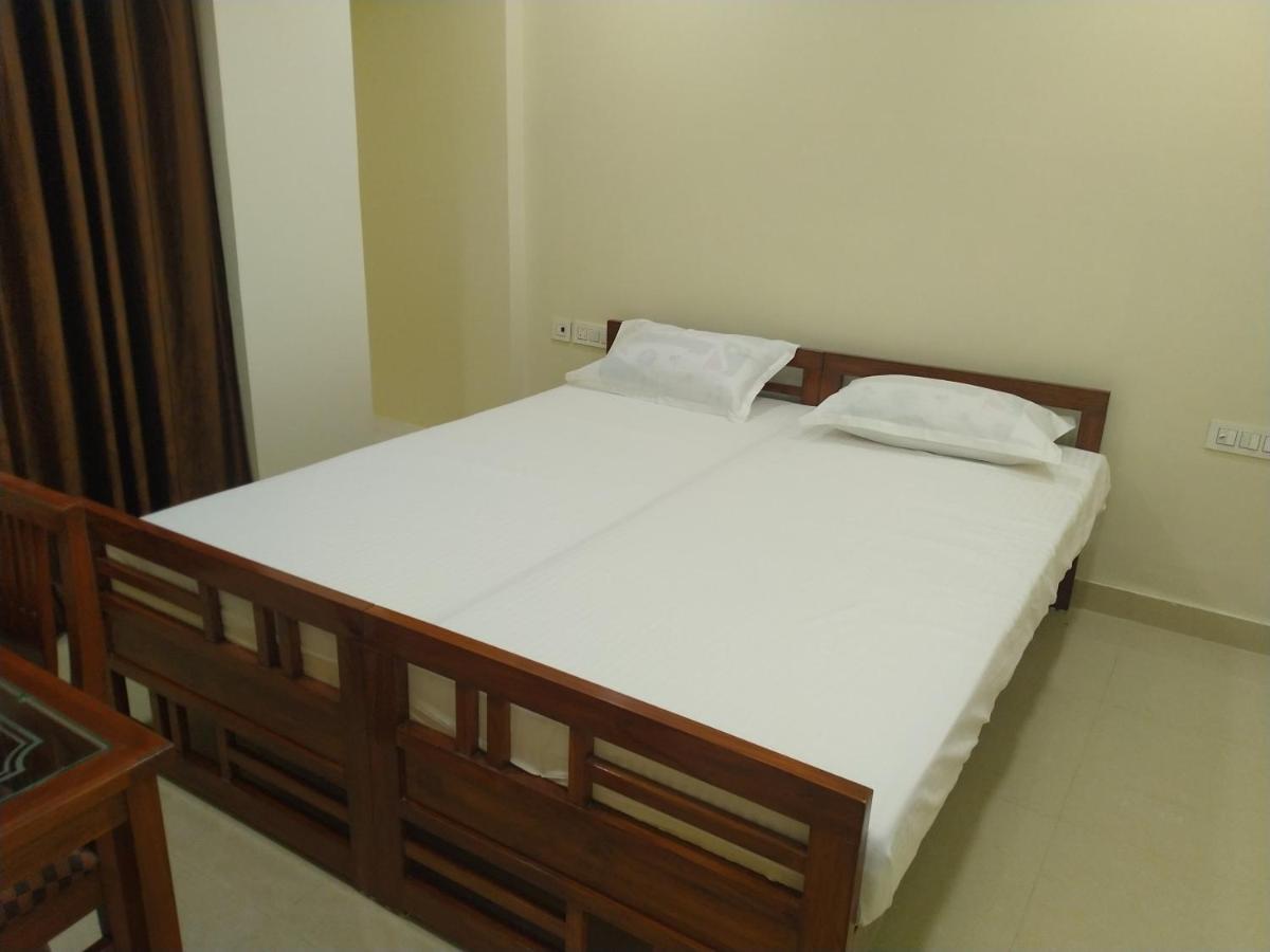 Deluxe Double Room Balcony,977901952:JPEG