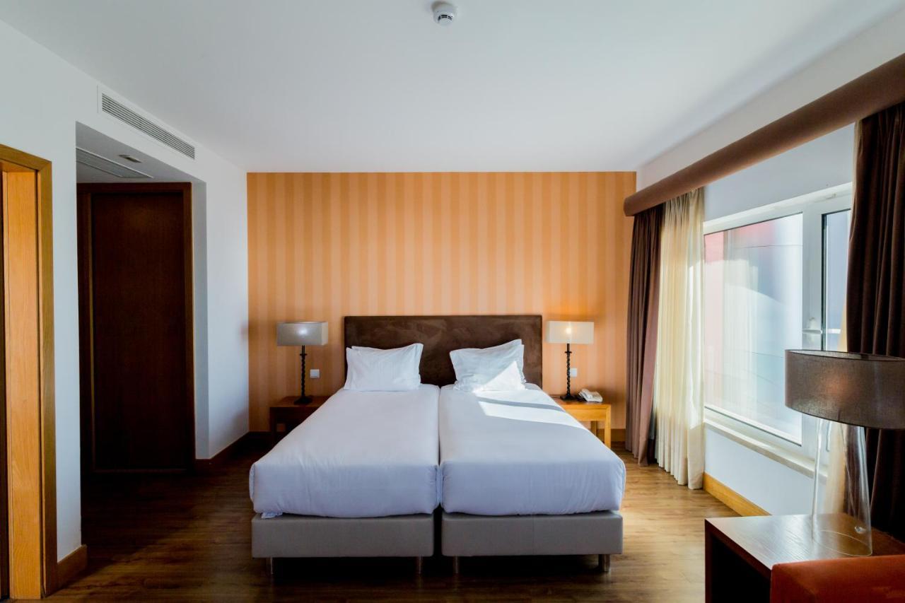 Quarto Duplo ou Twin Standard com Vista Mar