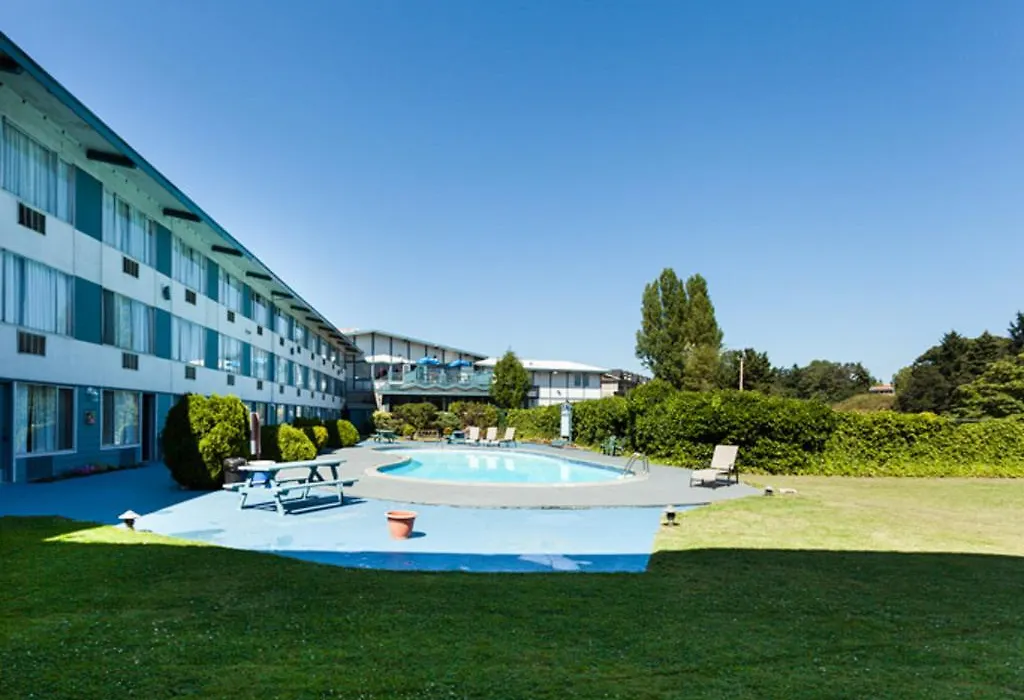 Howard Johnson By Wyndham Nanaimo Harbourside-1