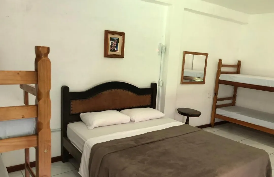 Suítes Casarão-1