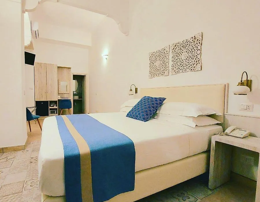 Hotel Guarracino-1