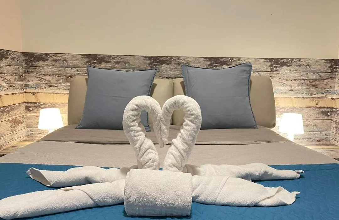 Valencia Suits You: Adults-Only Centro Historico with Auto Check-In-1