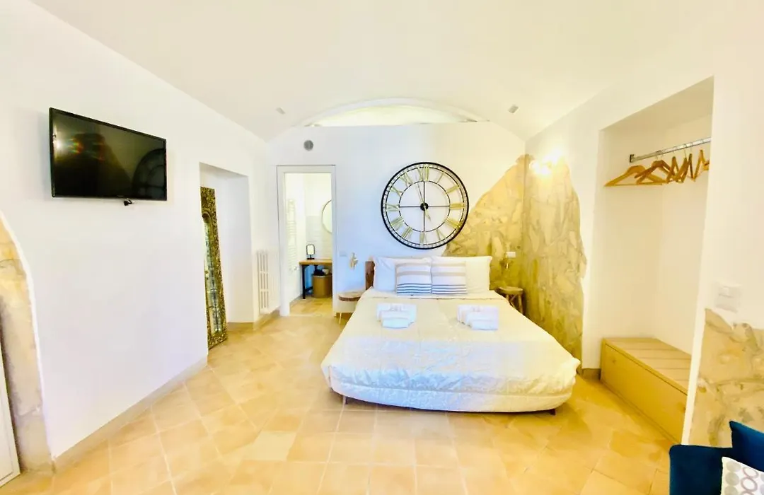 Il Sorriso Dei Sassi Rooms-1