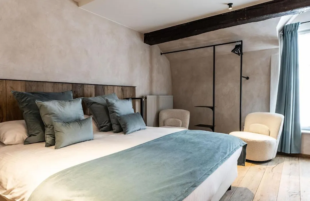 Hotel Lea - Maison Caerdinael-1