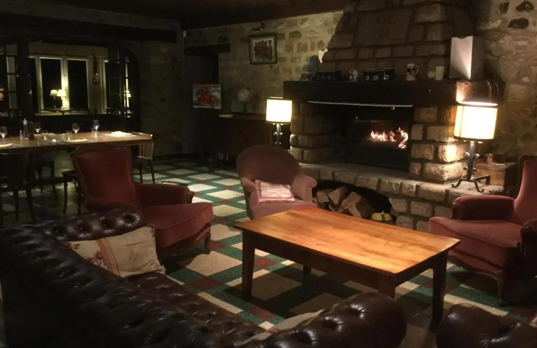 Hostellerie du Vieux Moulin-1