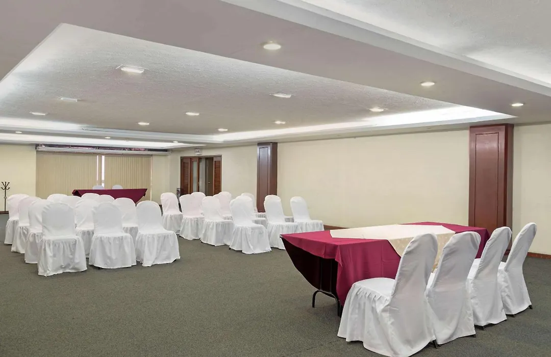 Quality Inn Aguascalientes-1
