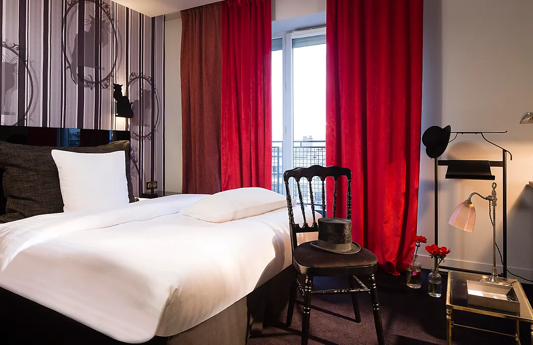 Hotel Le Chat Noir-1