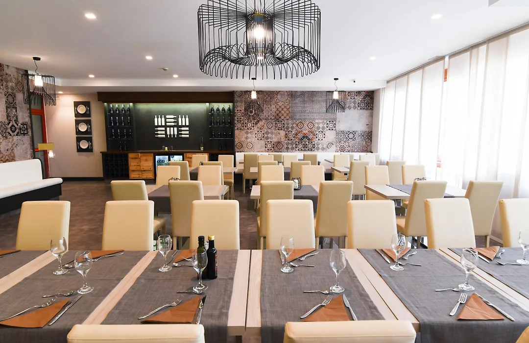 Best Quality Hotel La Darsena-1