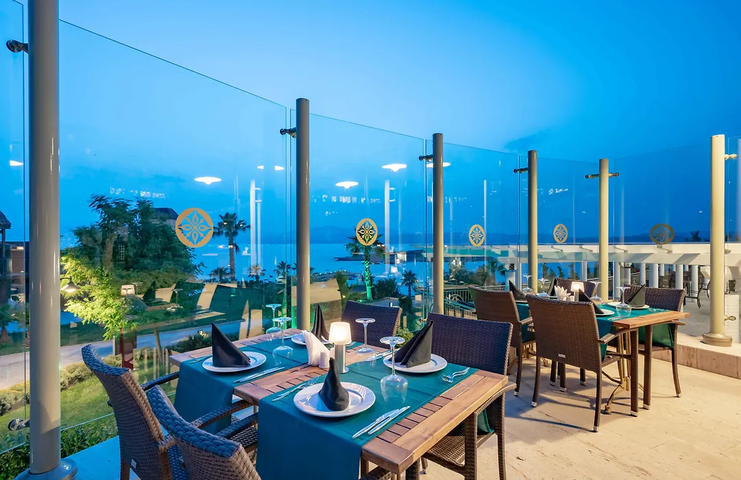 Royal Teos Thermal Resort Clinic & Spa - Halal Hotel-1