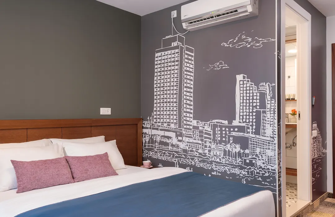 Embassy Hotel Tel Aviv-1