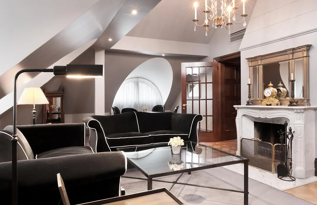 Schlosshotel Berlin by Patrick Hellmann-1