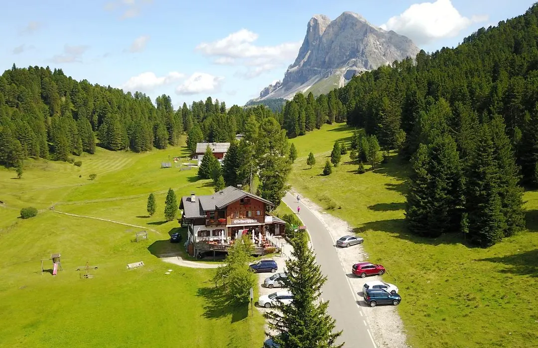 Edelweisshuette-1