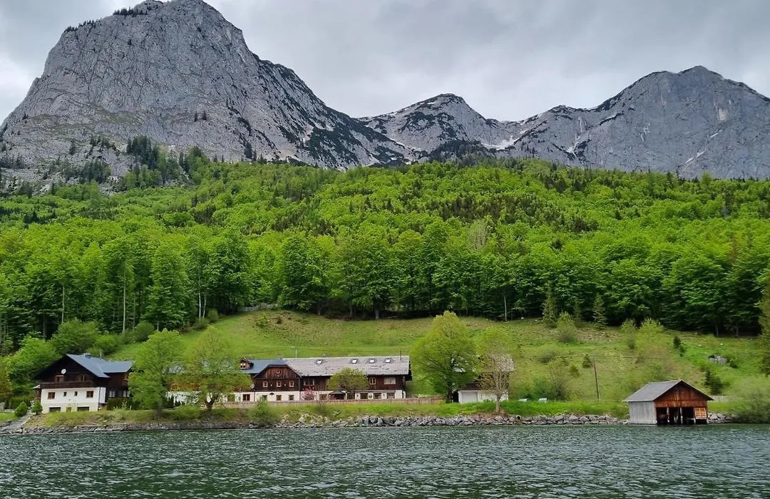 Pension Ladner-1