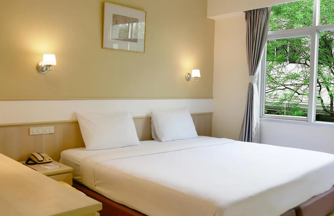 Trang Hotel Bangkok-1