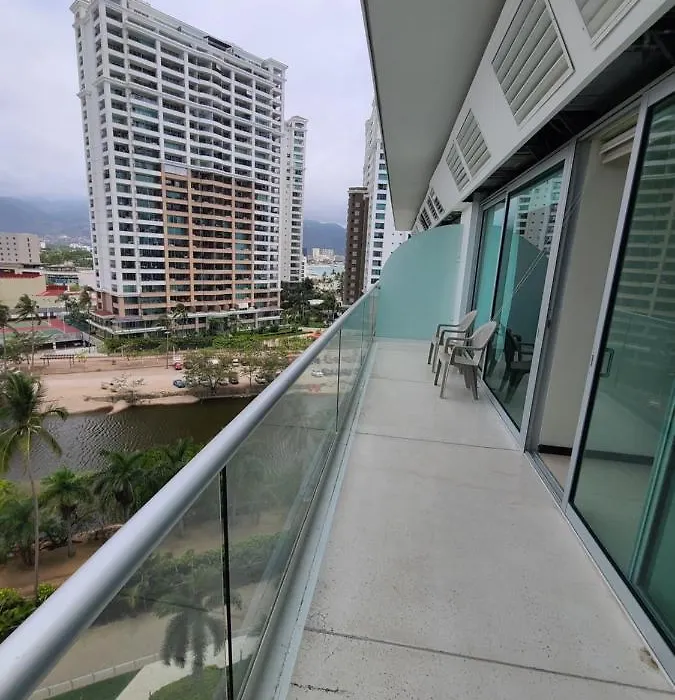 Peninsula Condominiums, Hotel Zone, Pv-1