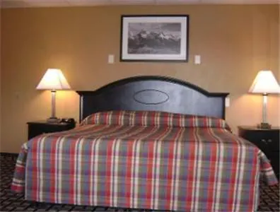 Travelodge By Wyndham South Burlington-1