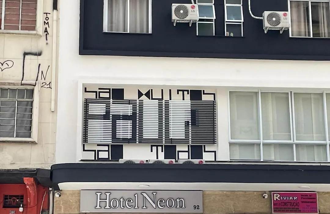 Hotel Neon - próximo a 25 de março, Bom Retiro e Brás, á 2min do mirante Sampa SKY e pista de skate Anhangabaú-1