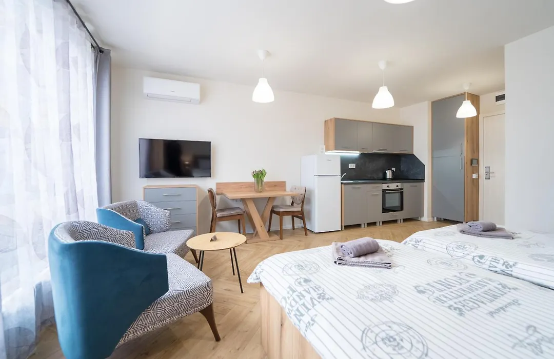 Wow Studios For Rent - Bul Montevideo 25A - B-1