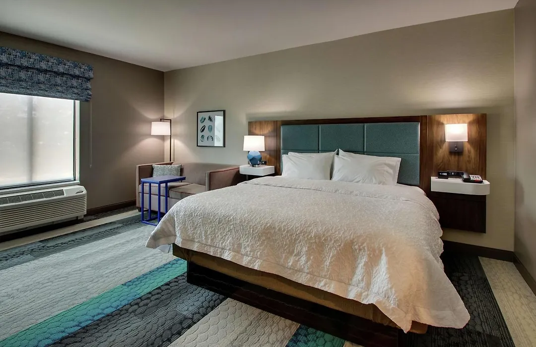 Hampton Inn & Suites By Hilton Southport-1