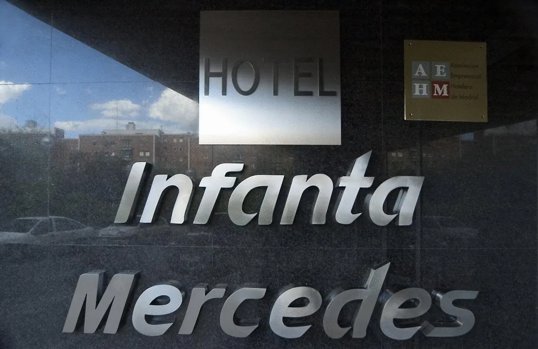 Infanta Mercedes-1