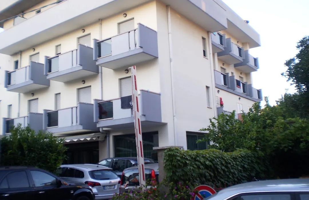 La Perla B&B Hotel-1