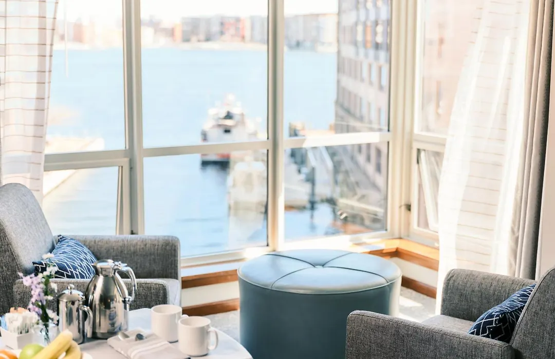 Battery Wharf Hotel, Boston Waterfront-1