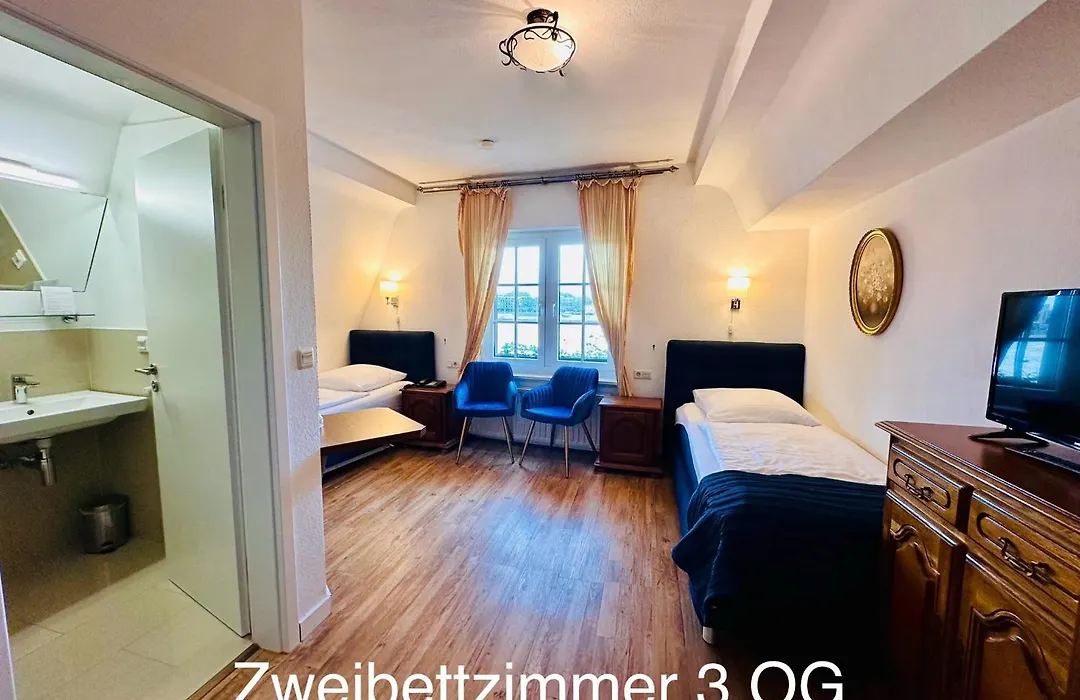 Altstadthotel Hayk Am Rhein-1