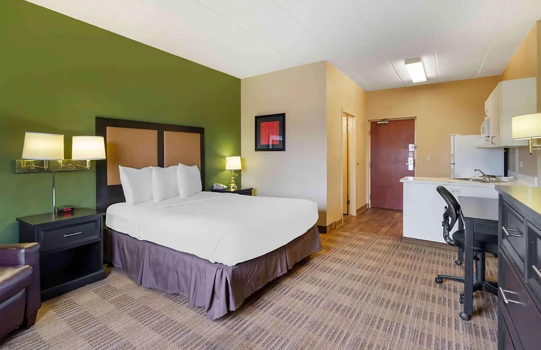 Extended Stay America Suites - Chicago - Elmhurst - O'Hare-1