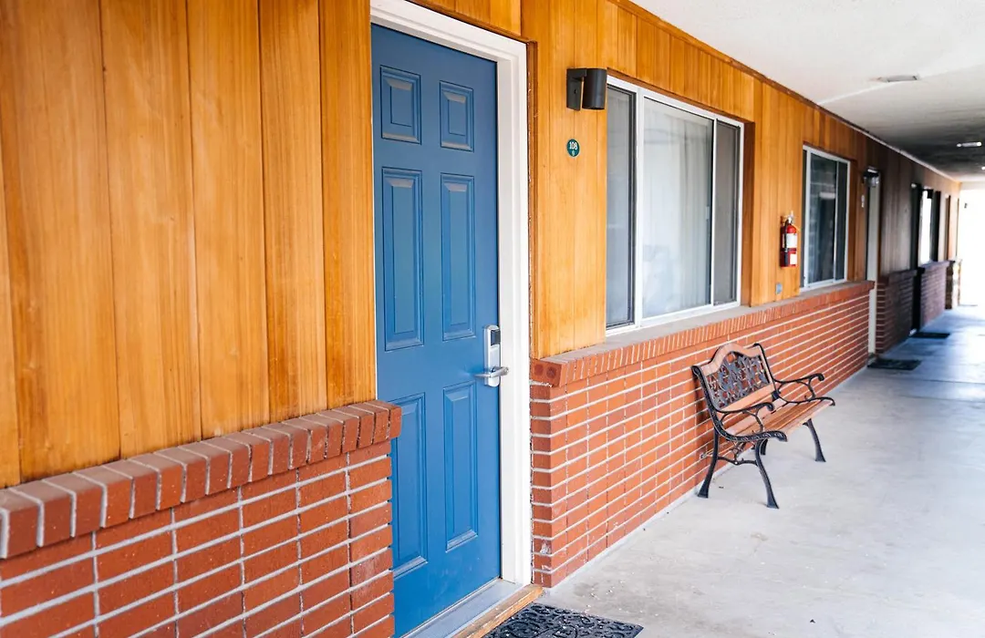 Salida Inn & Monarch Suites-1
