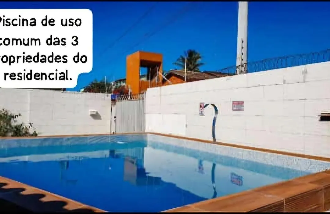 CASA NA RUA DO PIRUÍ EM AREMBEPE com ar-1