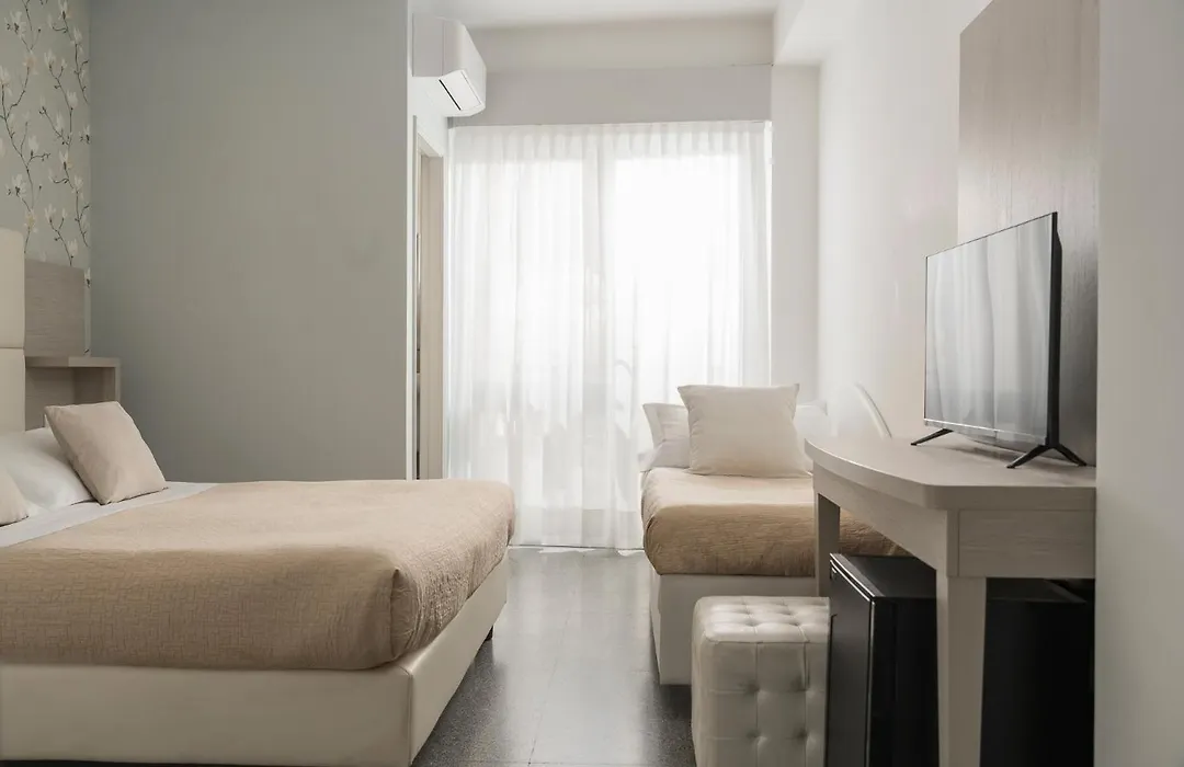 Hotel Corona-1