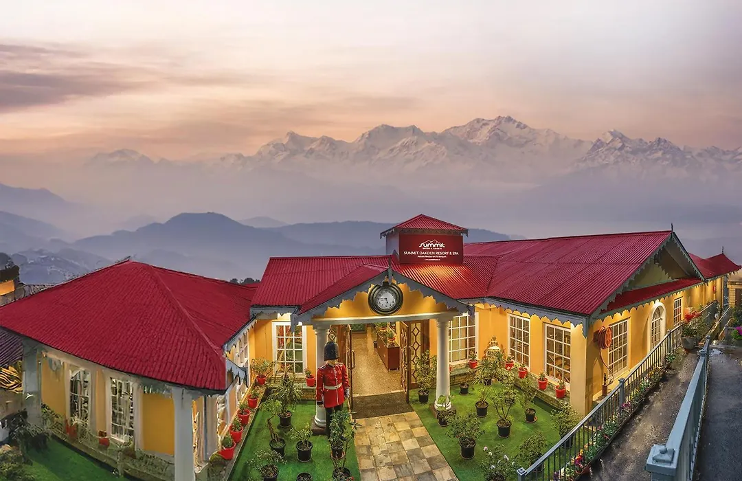 Summit Oakden Resort & Spa Mall Road-1