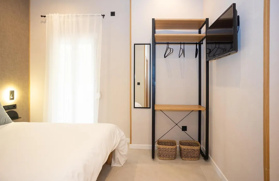 Chinitas Urban Rooms-1