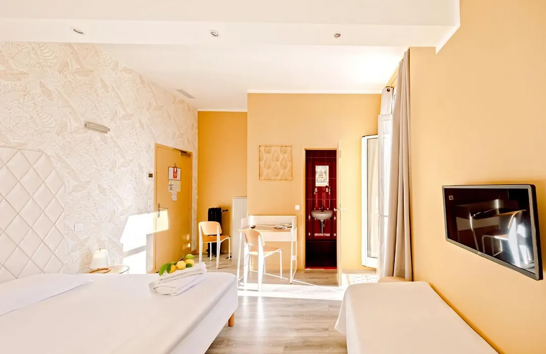 Hotel Lemon-1
