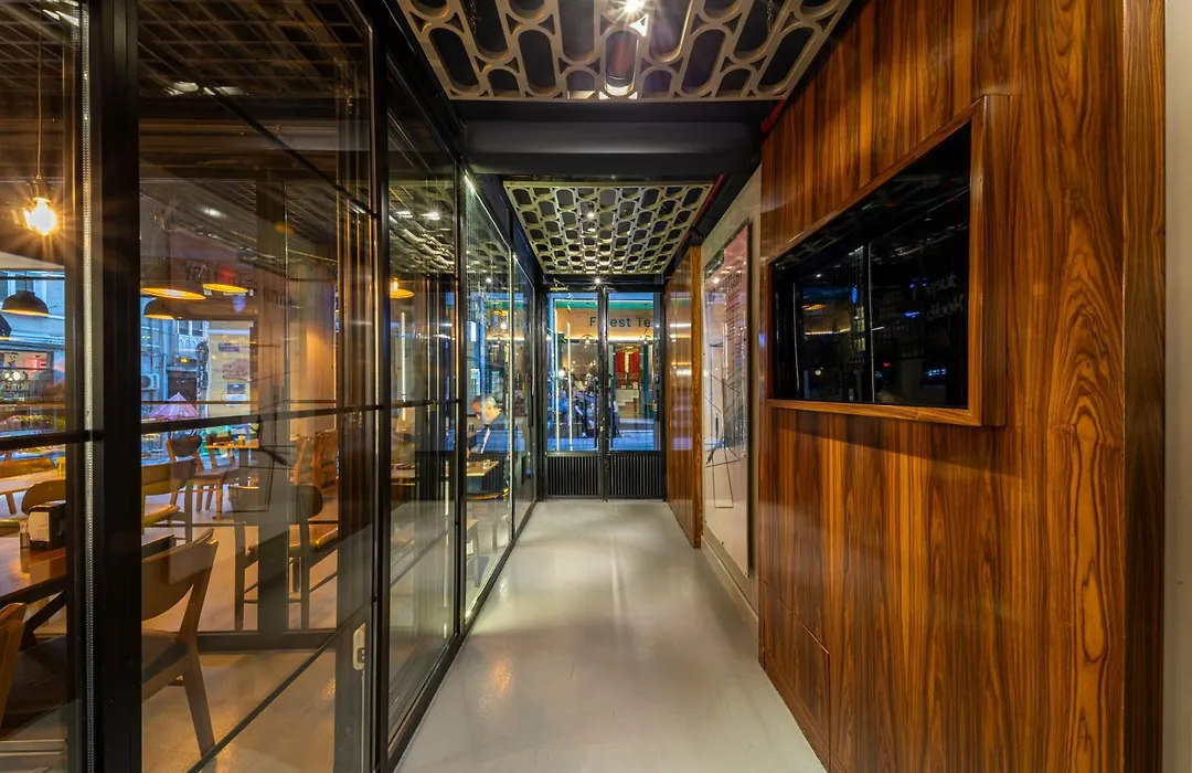 Taksim Galataport Frz Burak Hotel-1