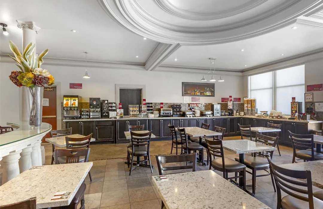 Best Western Plus Travel Hotel Toronto Airport-1