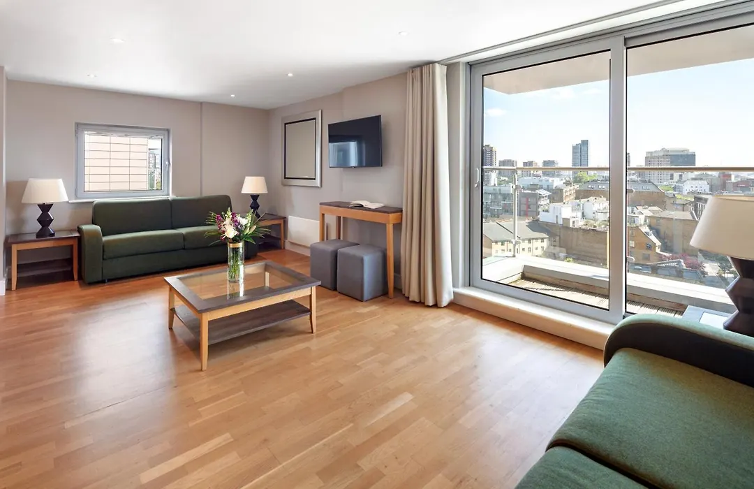 Marlin Aldgate Tower Bridge-1
