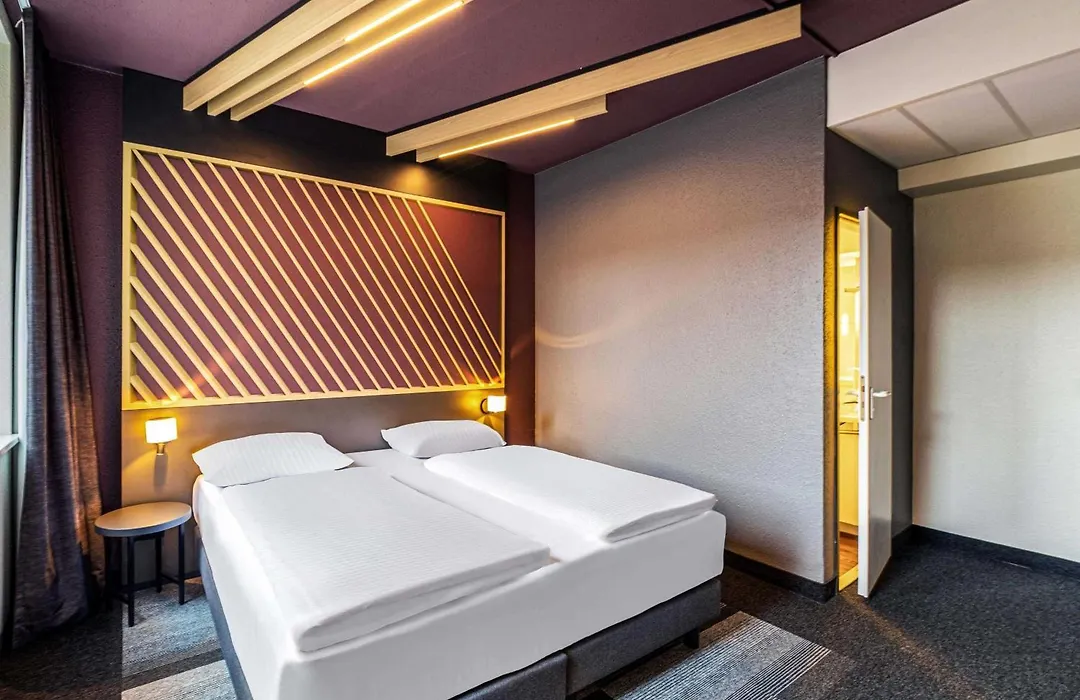 ibis Duisburg Hauptbahnhof-1