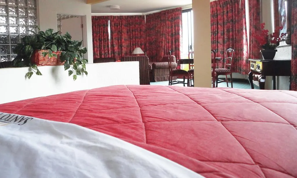 Hotel Santo Tomas-1
