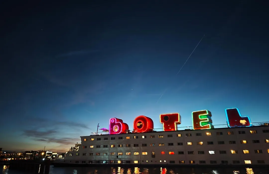 Botel-1