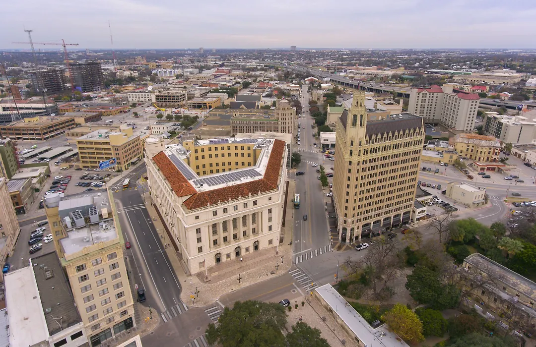 The Emily Morgan Hotel - A Doubletree By Hilton-1